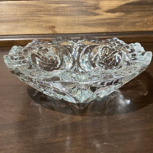 Heavy Crystal Glass Candy Dish Ashtray with Rose Design by Pasari - Picture 2 of 10
